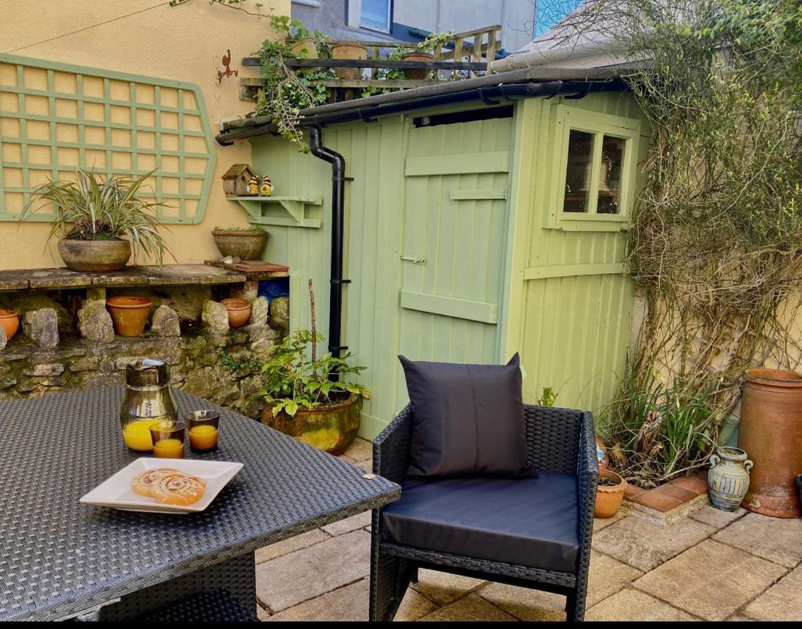 Honey Cottage Tenby Exterior foto